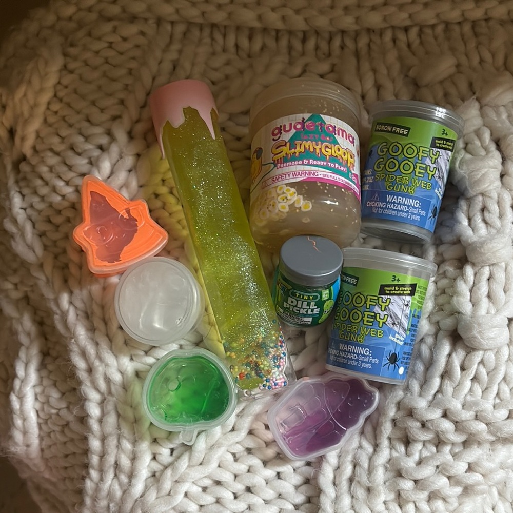 SlimyGloop and Goofy Gooey Set - Yellow, Pink, Green,blue, white,purple,orange - Picture 3 of 8